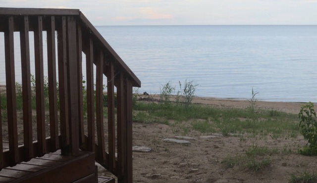 Waterfront, Finest sand swim beach,Cul-De-Sac,Lorain Lane,Pelee Island Finest