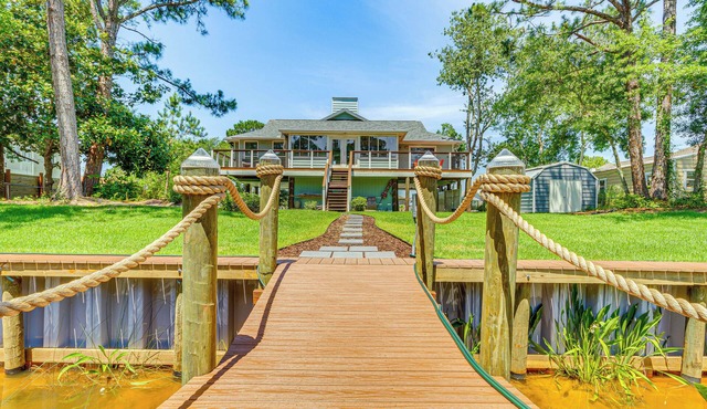 Waterfront Florida Vacation Rental w/Boat Dock