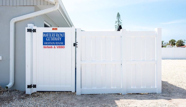Waterfront Getaway, a Boating Paradise