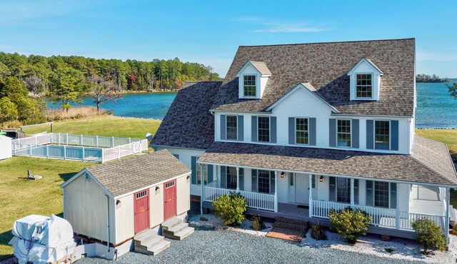 Waterfront Getaway for Two