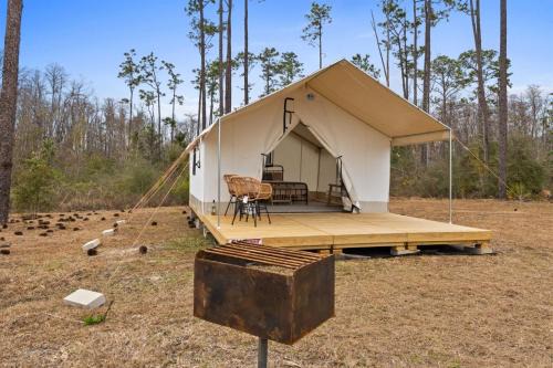 Waterfront Glamping Escape Fish, Kayak & Relax