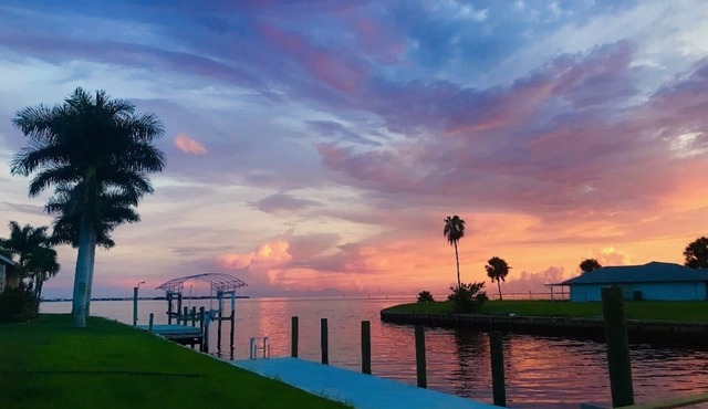 WATERFRONT GULF ACCESS 3/2 NEWLY REMODELED