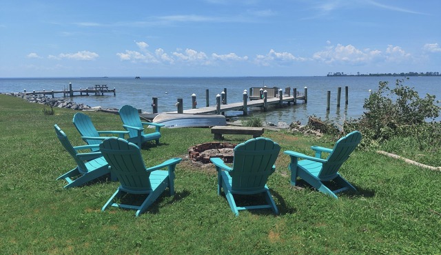 Waterfront Historic "Old Bank" on Hoopers Island