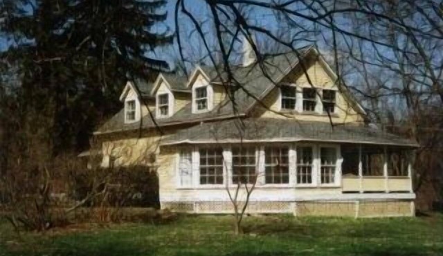 Waterfront Historic Home on FALL CREEK - Weekly rate same as 5 nights