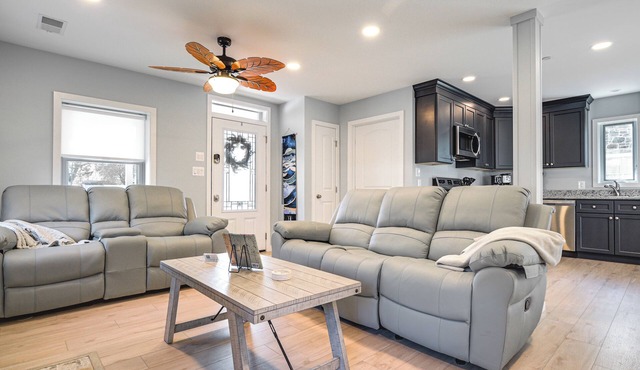 Waterfront Historical District Home Near River