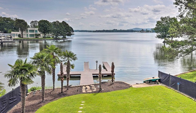 Waterfront Home ~ 4 Mi to Oaklawn Racing Casino!