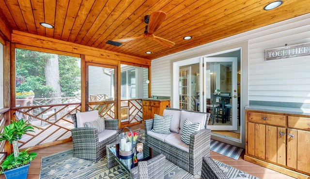 Waterfront Home - 40-Foot Fishing Dock, Canoe, Home Theater