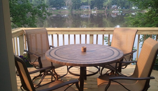 Waterfront Home Easy Reach to Grand Rapids