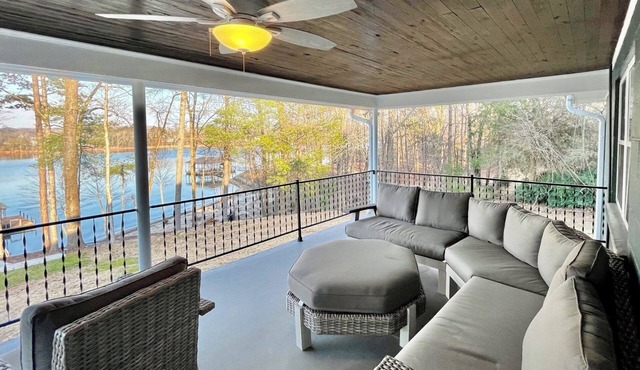 Waterfront home for 12: pets welcome, covered deck, boat slip, beach area, grill