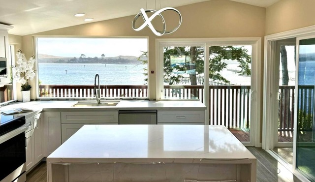 Waterfront Home in Bodega Bay! 3Beds, 2Baths & panoramic ocean views.