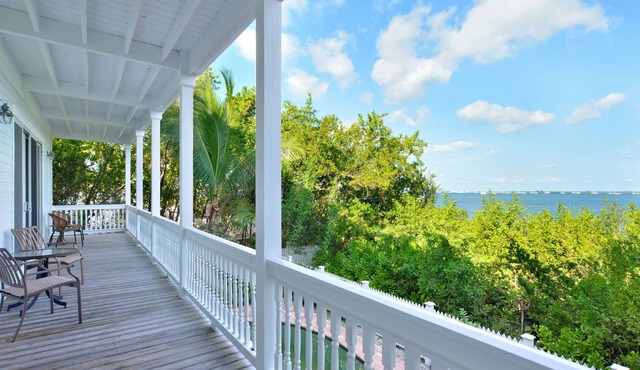 Waterfront Home in Key Cove Landings