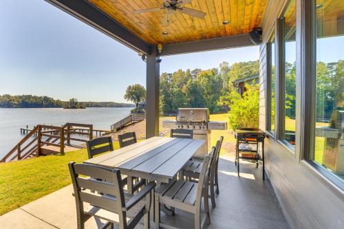 Waterfront Home in Alex City, Near Auburn