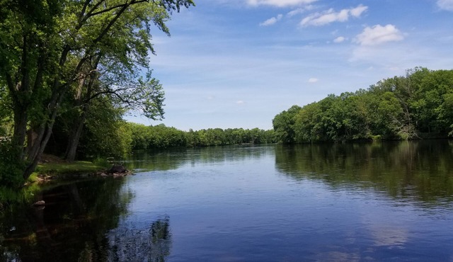 Waterfront home on river, close to lakes, UTV/ATV/snowmobile trails/skiing/golf,