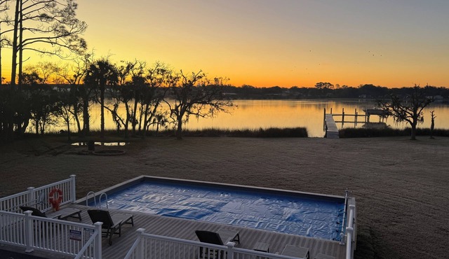 Waterfront Home | Stadium | Beach | Downtown | Zoo