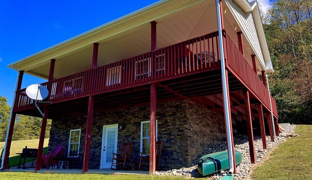 Waterfront Home on Nolin Lake Near Mammoth Cave - Dogs OK!
