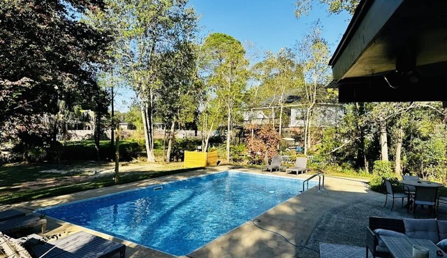 Waterfront Home w/Pool, RV Hookup, & River View