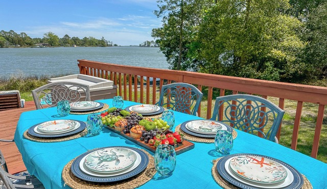 Waterfront Home w/Views from Every Room – Wake Up to Bay Sunrises! Pet Friendly