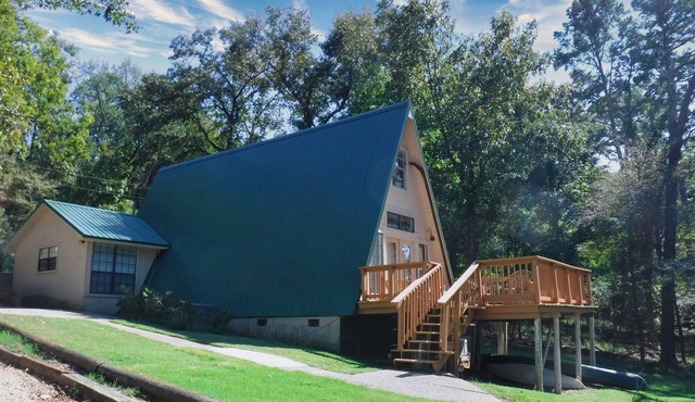 Waterfront Home with Pier Lake O' the Pines - Acorn Timbers