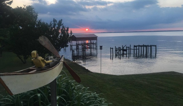 Waterfront Home with Pier on Albemarle Beach
