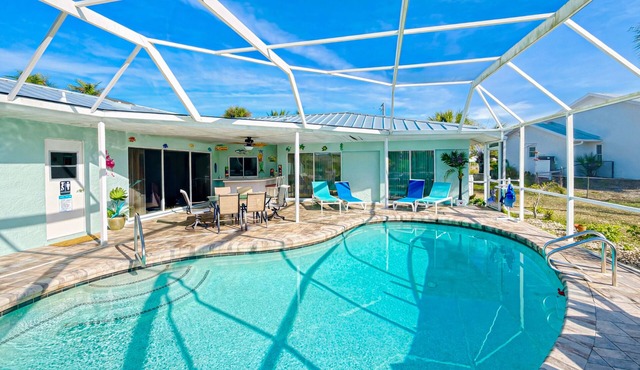 Waterfront home with pool, dock accessible to Gulf, dog friendly with AC & WD
