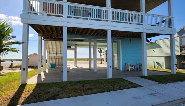 Waterfront Home with Spectacular Views and Minutes from the Beach