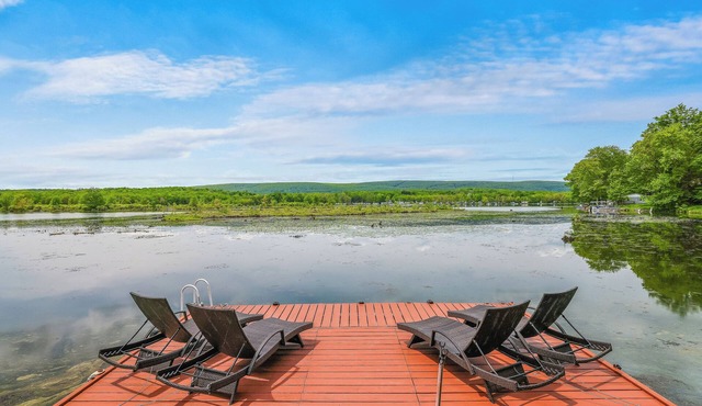 Waterfront, Hot Tub, Dock, Kayaks, Movie/Game Room, Fire Pit, Fireplace, Deck, Patio, Grill
