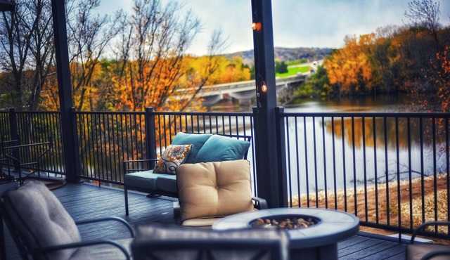 Waterfront Hotel