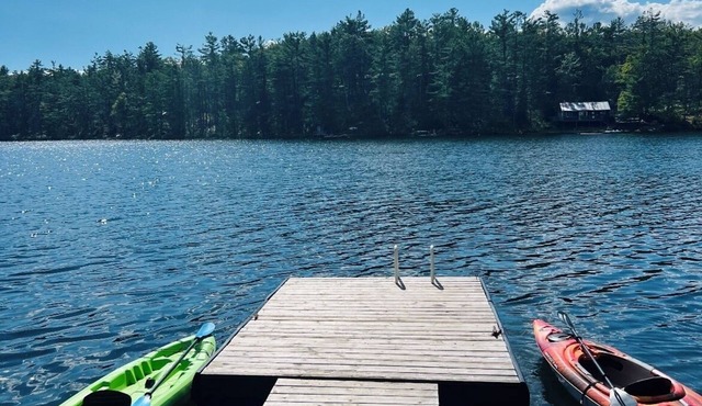 Waterfront, Hotub, Back up generator, firepit, ice fishing, Christmas tree up