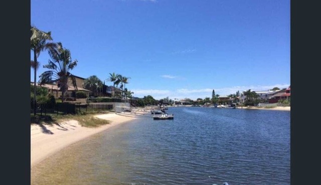 Waterfront House Mermaid Waters