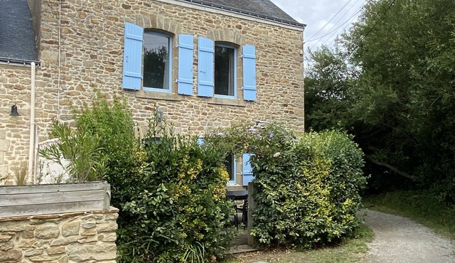 Waterfront house in Larmor Baden