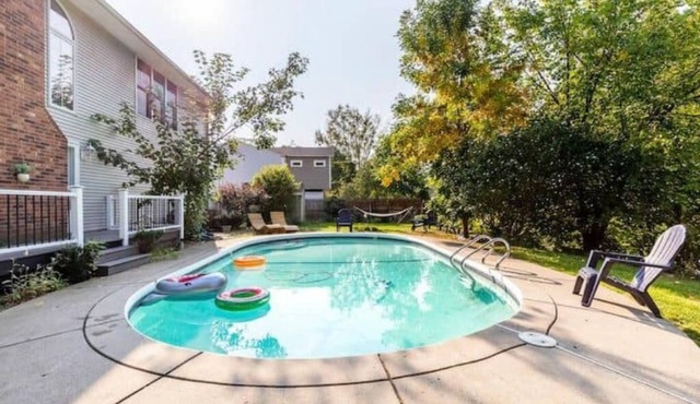 Waterfront house near the Niagara Falls/Outlet Mall/Plaza/Bills Stadium