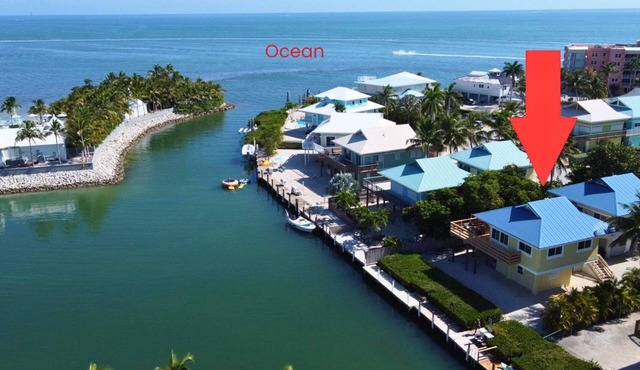 Waterfront House w/35ft Dock & Easy Bridge Access