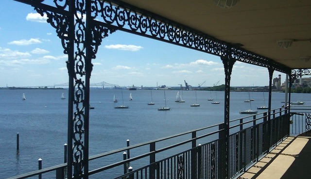 Waterfront Inn PHL Airport