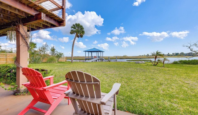 Waterfront Jacksonville Gem w/Dock + Game Room!