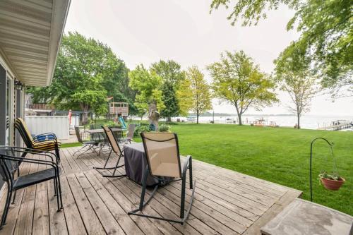 Waterfront Johnson Lake Getaway w/Fire Pit!