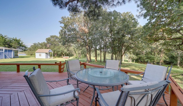Waterfront Keystone Lake Gem: Private Dock, Kayaks
