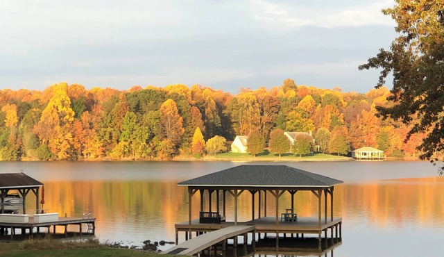 Waterfront Lake Anna Home: Winter Family Escape!