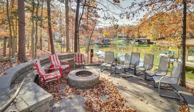 Waterfront Lake Anna Home: Kayaks & Private Dock