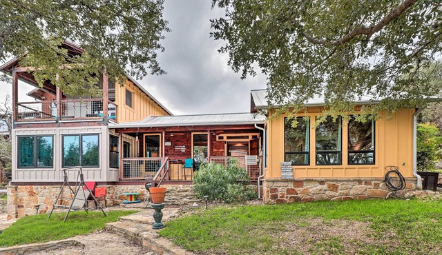 Waterfront Lake Buchanan Cabin Retreat