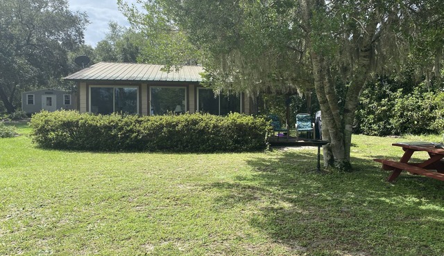 Waterfront Lake Kerr Cottage- Jones