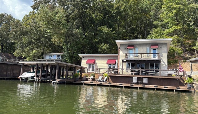 Waterfront Living on Wilson Lake