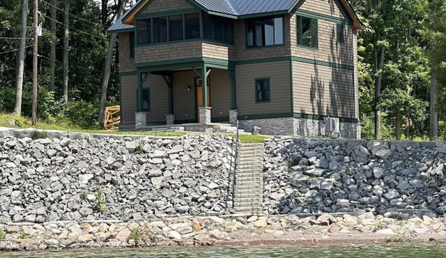 Waterfront living - St Lawrence River view.