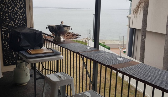 Waterfront location - 2 bed renovated apartment in Corlette, Port Stephens