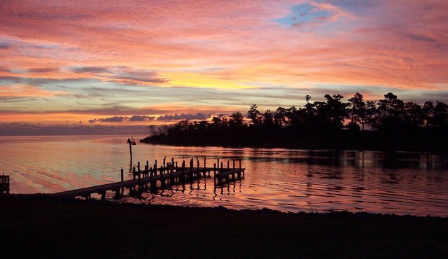 Waterfront lodging on the Pamlico Sound Outer Banks North Carolina