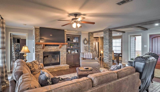 Waterfront Louisiana Vacation Rental w/Dock!