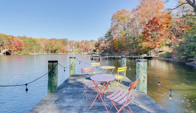 Waterfront Lusby Retreat w/Deep-Water Dock & Slip
