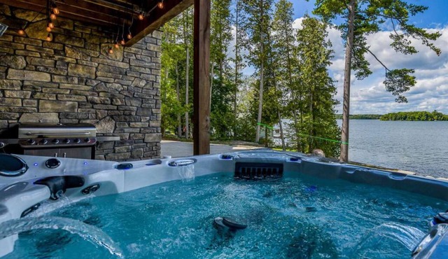 Waterfront Luxury Timber Post & Beam Cottage