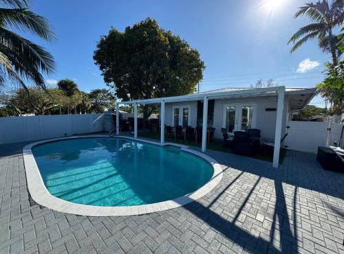 Waterfront, Luxury Home, with pool