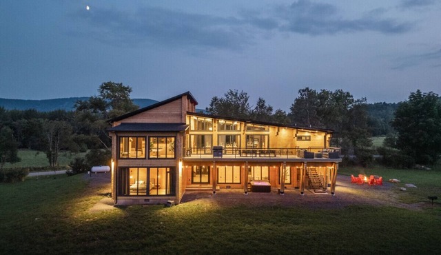 Waterfront Mansion on 20 acres Windham Ski Resort