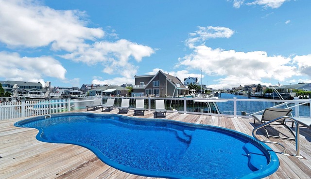 Waterfront Mantoloking Home with Private Dock w/Pool very close to Ocean Beach